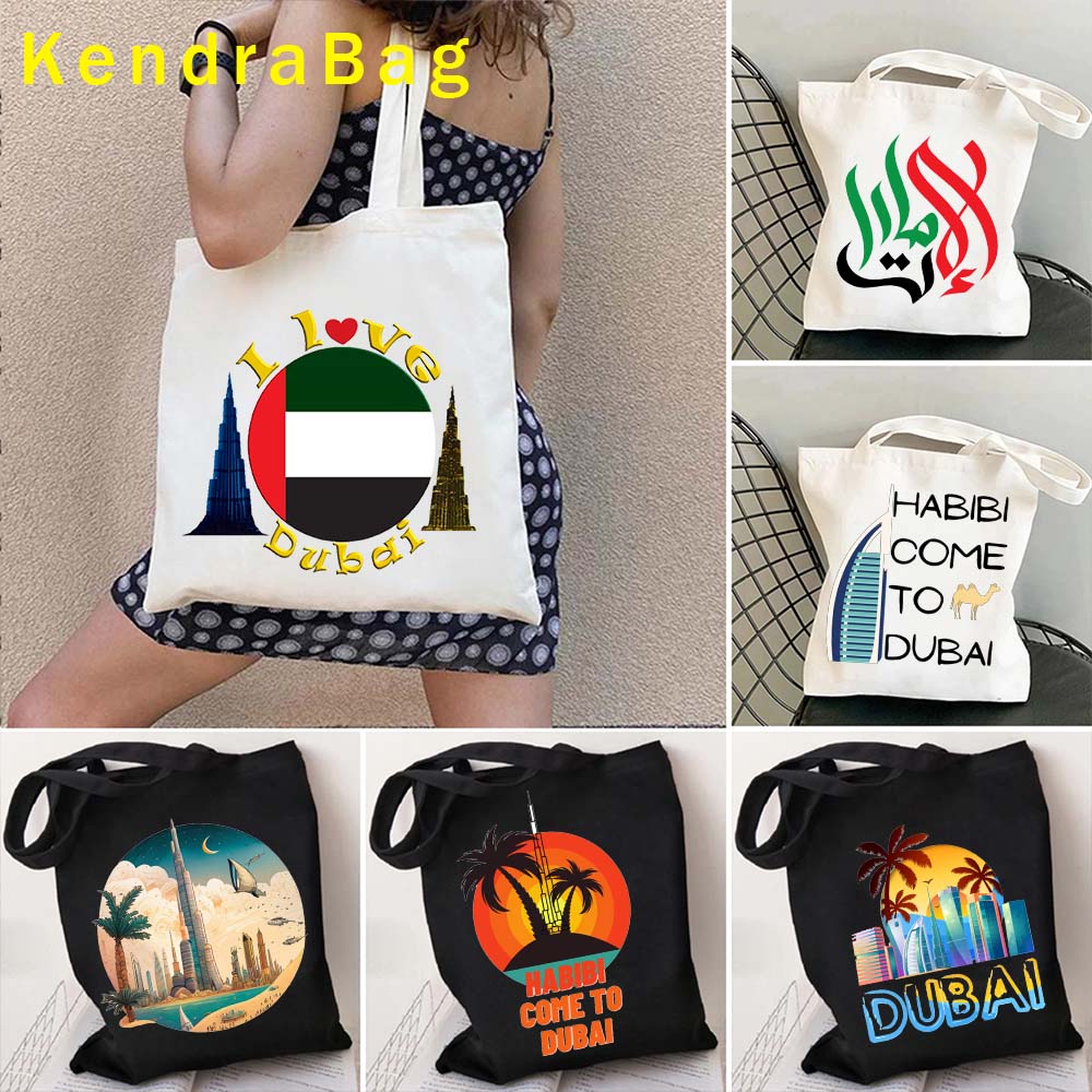 Love United Arab Emirates Embl - Women Bags In Dubai recension och pris