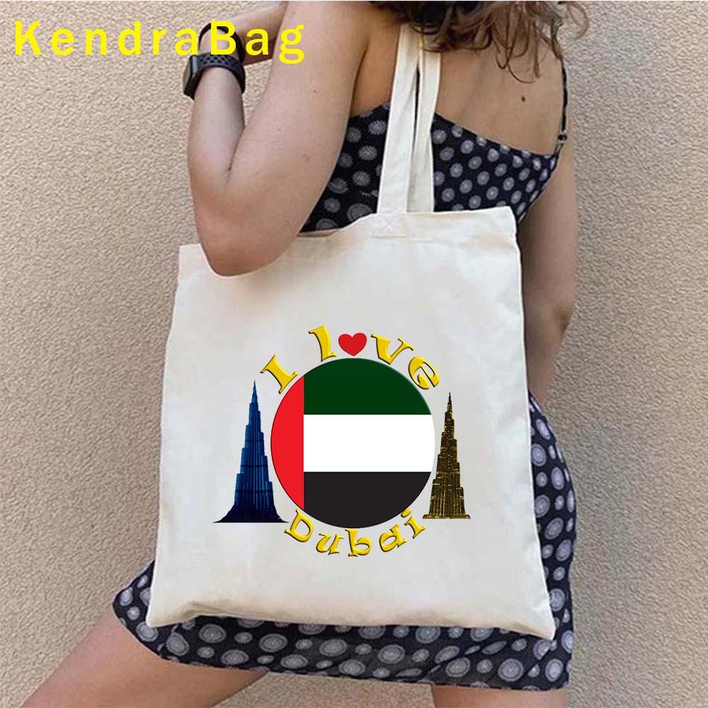 Love United Arab Emirates Embl - Women Bags In Dubai recension och pris