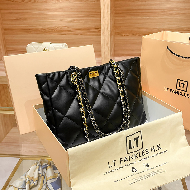 2026 New Hong Kong Quilted Tot - Women Bags Jw Pei recension och pris