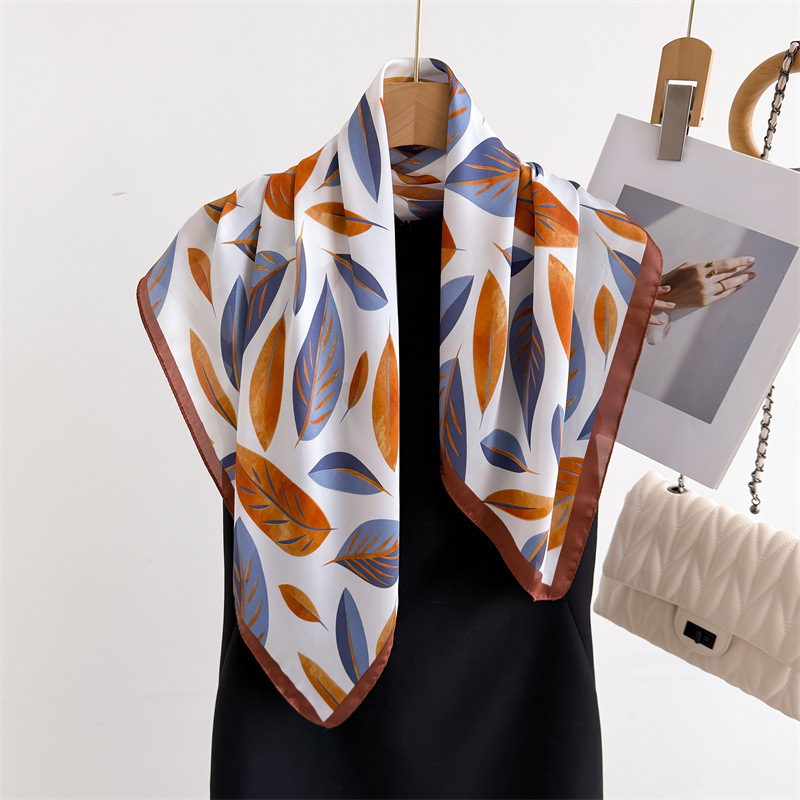 Luxury Brand Print 70cm Square - Women Bags Branded recension och pris